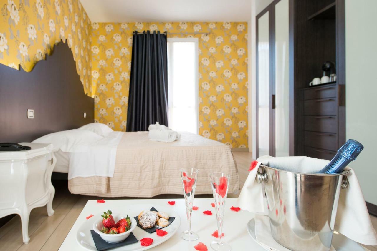 Hotel Fiamma & Spa เชเซนาติโก ภายนอก รูปภาพ