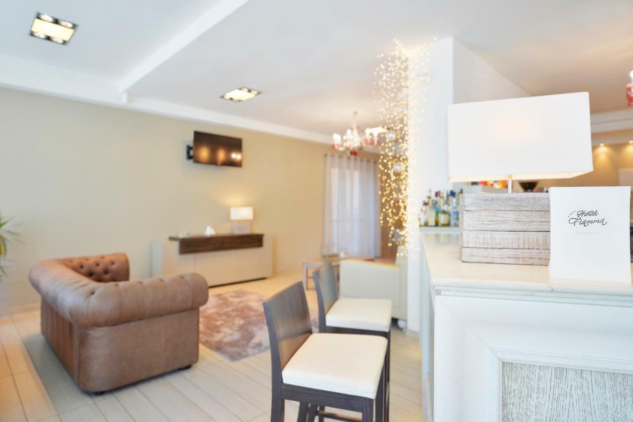Hotel Fiamma & Spa เชเซนาติโก ภายนอก รูปภาพ