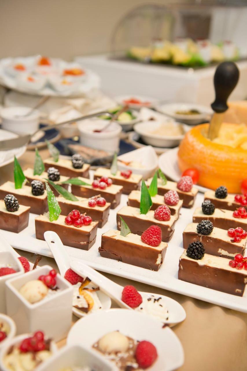 Hotel Fiamma & Spa เชเซนาติโก ภายนอก รูปภาพ