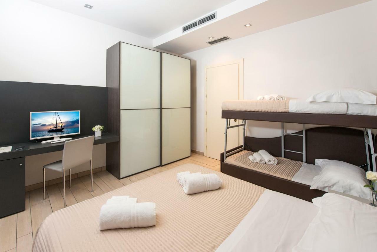 Hotel Fiamma & Spa เชเซนาติโก ภายนอก รูปภาพ