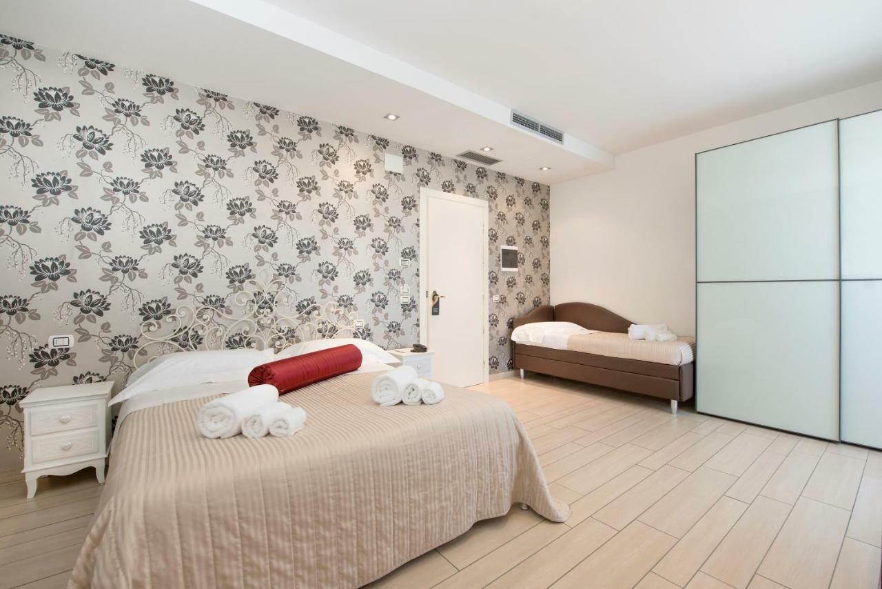 Hotel Fiamma & Spa เชเซนาติโก ภายนอก รูปภาพ
